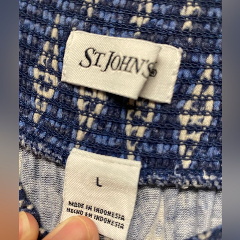 St John Smoked Top Skirt with Ruffle Bottom in Size L